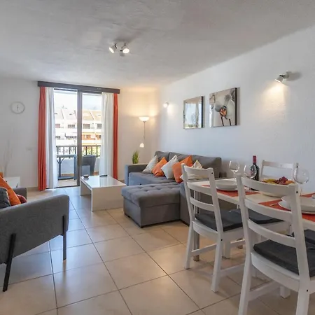 Go2tenerife Apart'valan Family Santiago 1 *